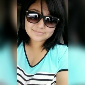 Meet your Posher, Robyn